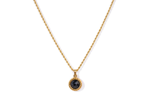 Gold Round Black Gem Pendant Necklace